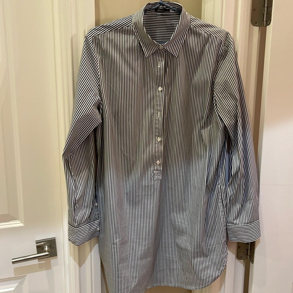 J McLaughlin Tunic. Black/white stripe